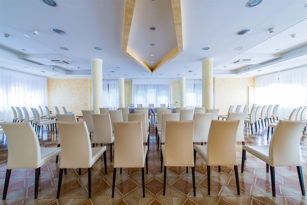 Hotel Terme Вітторіо-Венето Екстер'єр фото