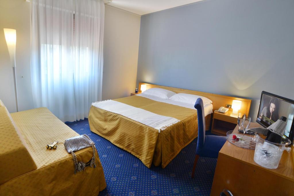 Hotel Terme Вітторіо-Венето Номер фото