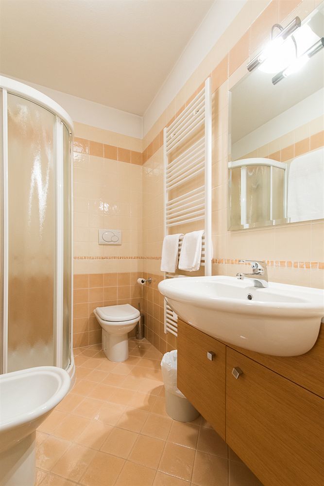 Hotel Terme Вітторіо-Венето Екстер'єр фото