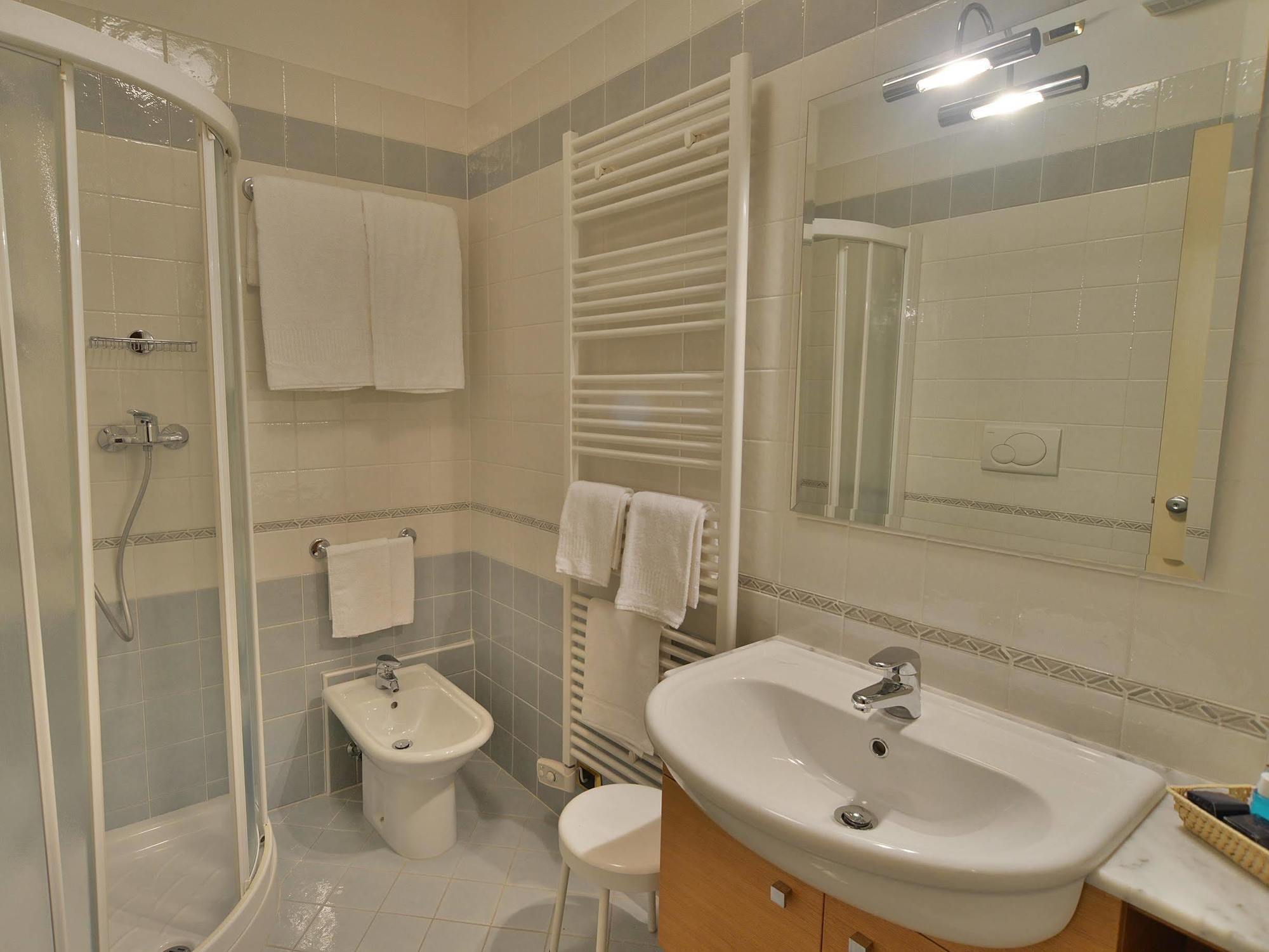 Hotel Terme Вітторіо-Венето Екстер'єр фото